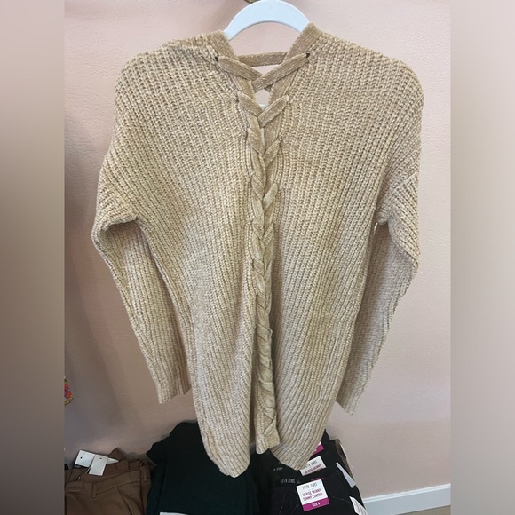 Soft material - Picture 2 of 2